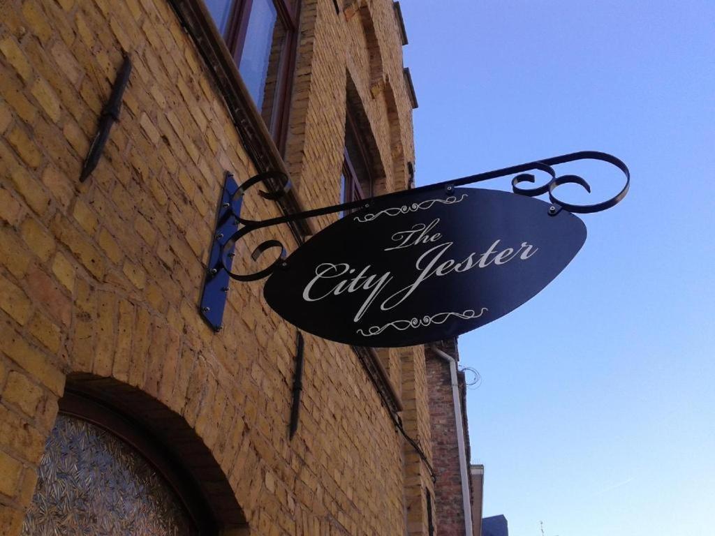 The City Jester Ieper Exteriör bild